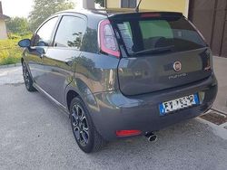 Grigio Usata 2014 Fiat Punto Street Tre volumi | 7500 € (Molto cara)
