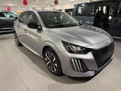 Grigio Nuova 2025 Peugeot 208 Style Due volumi | 14.990 € (Super prezzo)