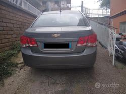 Grigio Usata 2011 Chevrolet Cruze Tre volumi | 2300 € (Buon prezzo)