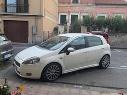 Bianco Usata 2008 Fiat Grande Punto Due volumi | 3300 € (Buon prezzo)