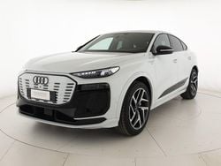 Bianco ghiaccio metallizzato Nuova 2025 Audi Q6 Sportback e-tron S-Line SUV | 85.500 €