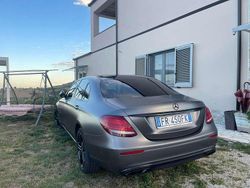 Usata 2018 Mercedes E220 Exclusive Tre volumi | 23.500 € (Buon prezzo)