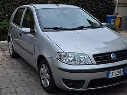 Usata 2005 Fiat Punto Due volumi | 2000 € (Buon prezzo)