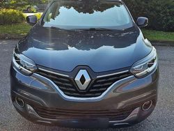 Blu/azzurro Usata 2016 Renault Kadjar Bose Edition SUV | 11.450 € (Buon prezzo)