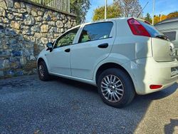 Bianco Usata 2015 Fiat Grande Punto Due volumi | 6000 € (Cara)