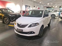 Bianco Usata 2024 Lancia Ypsilon Gold Due volumi | 14.500 € (Cara)