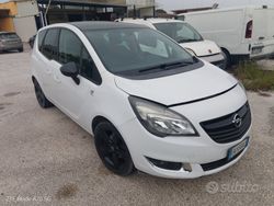 Bianco Usata 2016 Opel Meriva Design Edition Monovolume | 1900 € (Super prezzo)