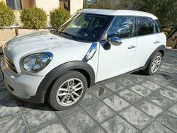 Bianco Usata 2015 Mini One D Countryman SUV | 11.000 € (Molto cara)