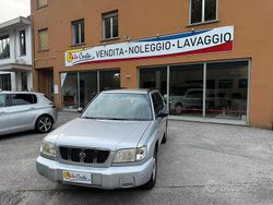 Argento Usata 2001 Subaru Forester SUV | 5900 €