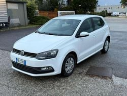 Usata 2015 VW Polo Tre volumi | 7900 € (Buon prezzo)