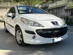 Bianco Usata 2006 Peugeot 207 Due volumi | 3000 € (Cara)