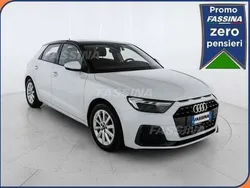 Bianco/nero Usata 2023 Audi A1 Admired Due volumi | 24.800 € (Ottimo prezzo)
