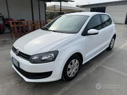 Bianco Usata 2012 VW Polo Comfortline Tre volumi | 6300 € (Buon prezzo)