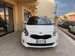 Bianco Usata 2016 Kia Carens Monovolume | 11.900 € (Molto cara)