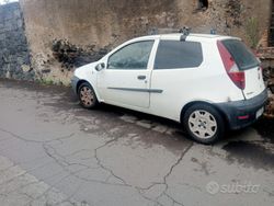 Bianco Usata 2007 Fiat Punto Due volumi | 2000 € (Buon prezzo)