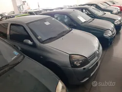 Usata 2001 Renault Clio II R.S. | 9500 €