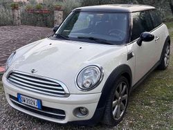 Bianco Usata 2009 Mini Cooper D Due volumi | 4500 € (Buon prezzo)