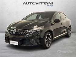 Nero Usata 2025 Renault Clio V Techno Tre volumi | 16.800 € (Buon prezzo)