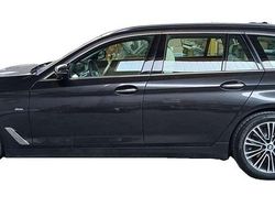 Blu/azzurro Usata 2019 BMW 520 Sport Line Station wagon | 32.900 € (Molto cara)