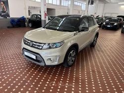 Beige Usata 2017 Suzuki Vitara SUV | 10.900 € (Buon prezzo)