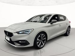 Bianco nevada Usata 2022 Seat Leon FR Tre volumi | 21.900 € (Buon prezzo)