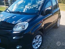 Nero Usata 2013 Fiat Panda 4x4 Due volumi | 8900 €