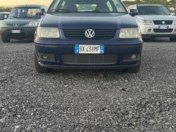 Blu Usata 2002 VW Polo Comfortline Tre volumi | 999 € (Super prezzo)