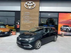 Blue met Usata 2017 Toyota Auris Touring Sports Active Station wagon | 12.800 € (Buon prezzo)