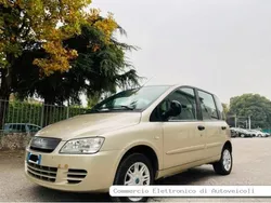 Nessuno(met.) Usata 2007 Fiat Multipla Monovolume | 3000 € (Cara)