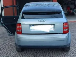 Usata 2001 Audi A2 Due volumi | 2600 € (Ottimo prezzo)
