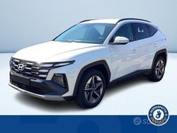 Bianco Nuova 2025 Hyundai Tucson SUV | 29.750 € (Cara)