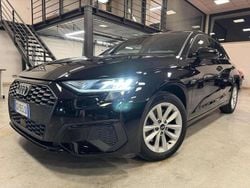 Nero Usata 2021 Audi A3 Business Tre volumi | 20.900 € (Buon prezzo)