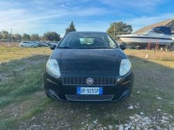 Nero Usata 2008 Fiat Grande Punto Due volumi | 3950 € (Buon prezzo)