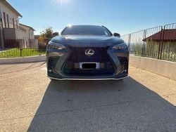 Grigio Usata 2024 Lexus NX450h+ Sport Line SUV | 52.000 € (Buon prezzo)