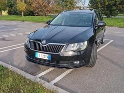 Nero Usata 2014 Skoda Superb Elegance Tre volumi | 11.500 € (Buon prezzo)