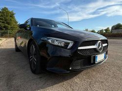 Nero Usata 2022 Mercedes A180 Executive Tre volumi | 21.500 € (Super prezzo)