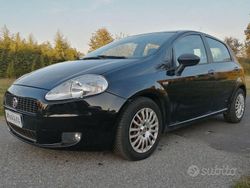 Nero Usata 2008 Fiat Grande Punto Dynamic Due volumi | 2500 € (Buon prezzo)