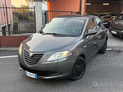 Grigio Usata 2014 Lancia Ypsilon Due volumi | 6990 € (Buon prezzo)
