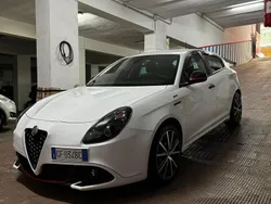 Usata 2021 Alfa Romeo Giulietta Sprint Due volumi | 18.000 € (Buon prezzo)