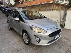 Grigio Usata 2018 Ford Fiesta Due volumi | 6950 € (Buon prezzo)