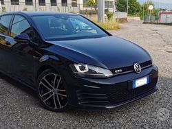 Nero Usata 2016 VW Golf VII GTD Tre volumi | 18.000 € (Cara)