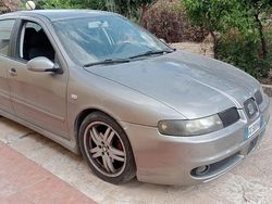 Grigio Usata 2003 Seat Leon Tre volumi | 1300 € (Super prezzo)