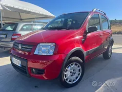 Usata 2009 Fiat Panda 4x4 Climbing Due volumi | 6900 € (Cara)