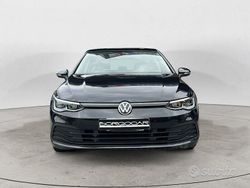 Nero Usata 2021 VW Golf VIII Style Tre volumi | 22.900 € (Buon prezzo)