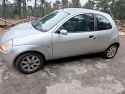 Grigio Usata 2001 Ford Ka Due volumi | 1500 € (Molto cara)