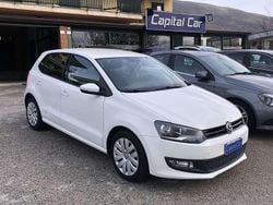 Bianco Usata 2014 VW Polo Comfortline Tre volumi | 6900 € (Buon prezzo)