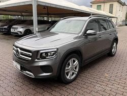 Grigio / metallizzato Usata 2021 Mercedes GLB180 SUV | 26.900 € (Ottimo prezzo)