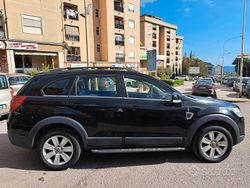 Nero Usata 2009 Chevrolet Captiva SUV | 5000 € (Buon prezzo)