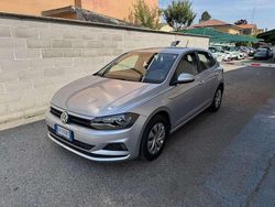 Argento Usata 2018 VW Polo Trendline Tre volumi | 13.700 € (Buon prezzo)