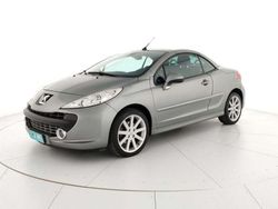 Grigio Usata 2008 Peugeot 207 CC Roland Garros Cabrio | 7500 € (Molto cara)